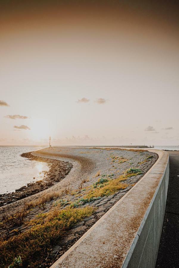 Slapen In Een Trechter Harlingen Esterno foto